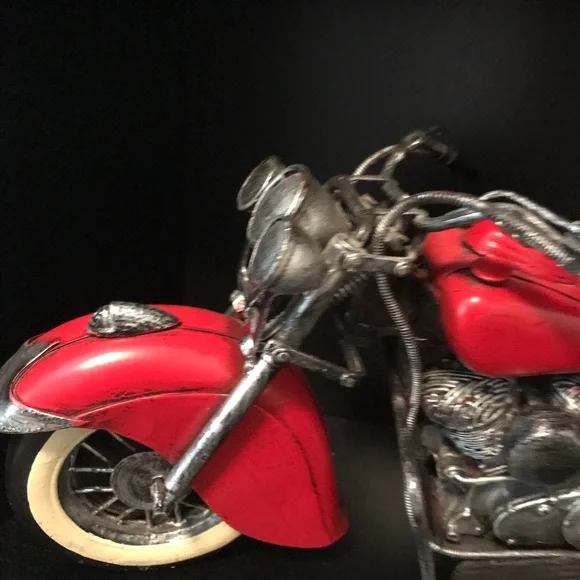 Harley Davidson Motorcycle. Collectable Metal. NEW - Picture 3 of 8